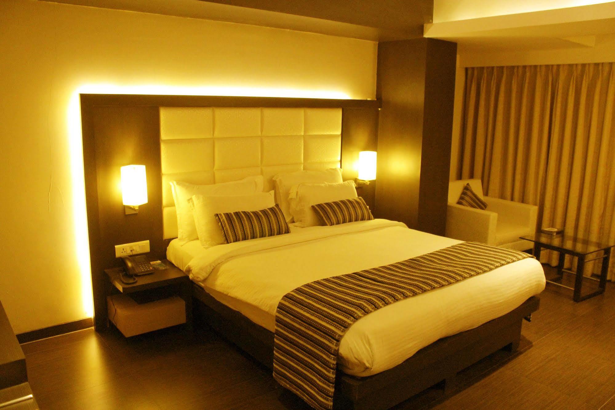 Hotel Galaxy Мумбаї Екстер'єр фото